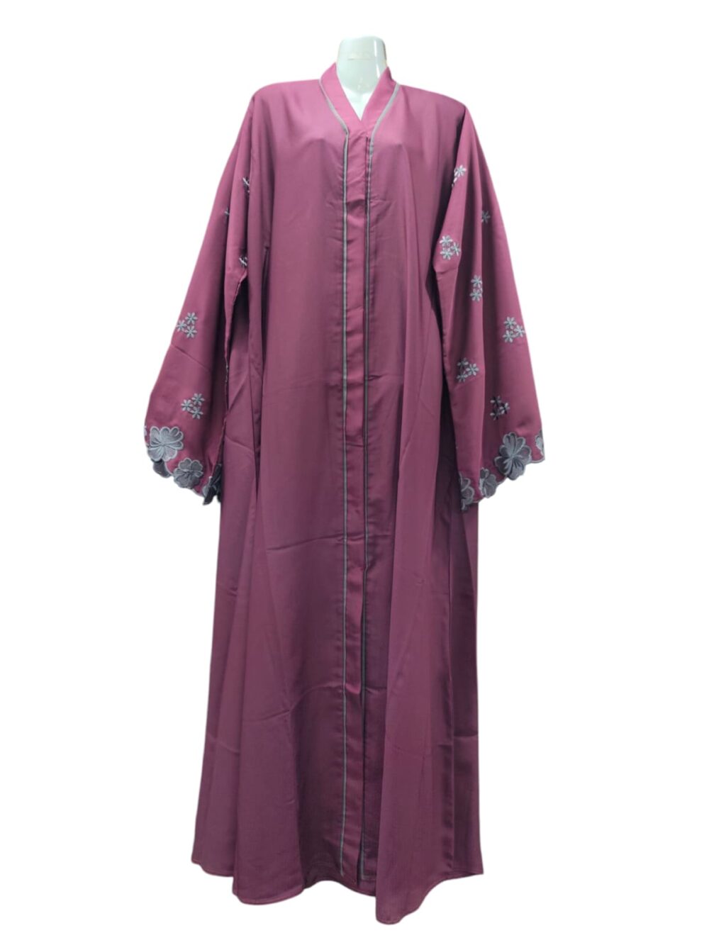 Cutwork Sleeves Abaya Front Open - Image 4