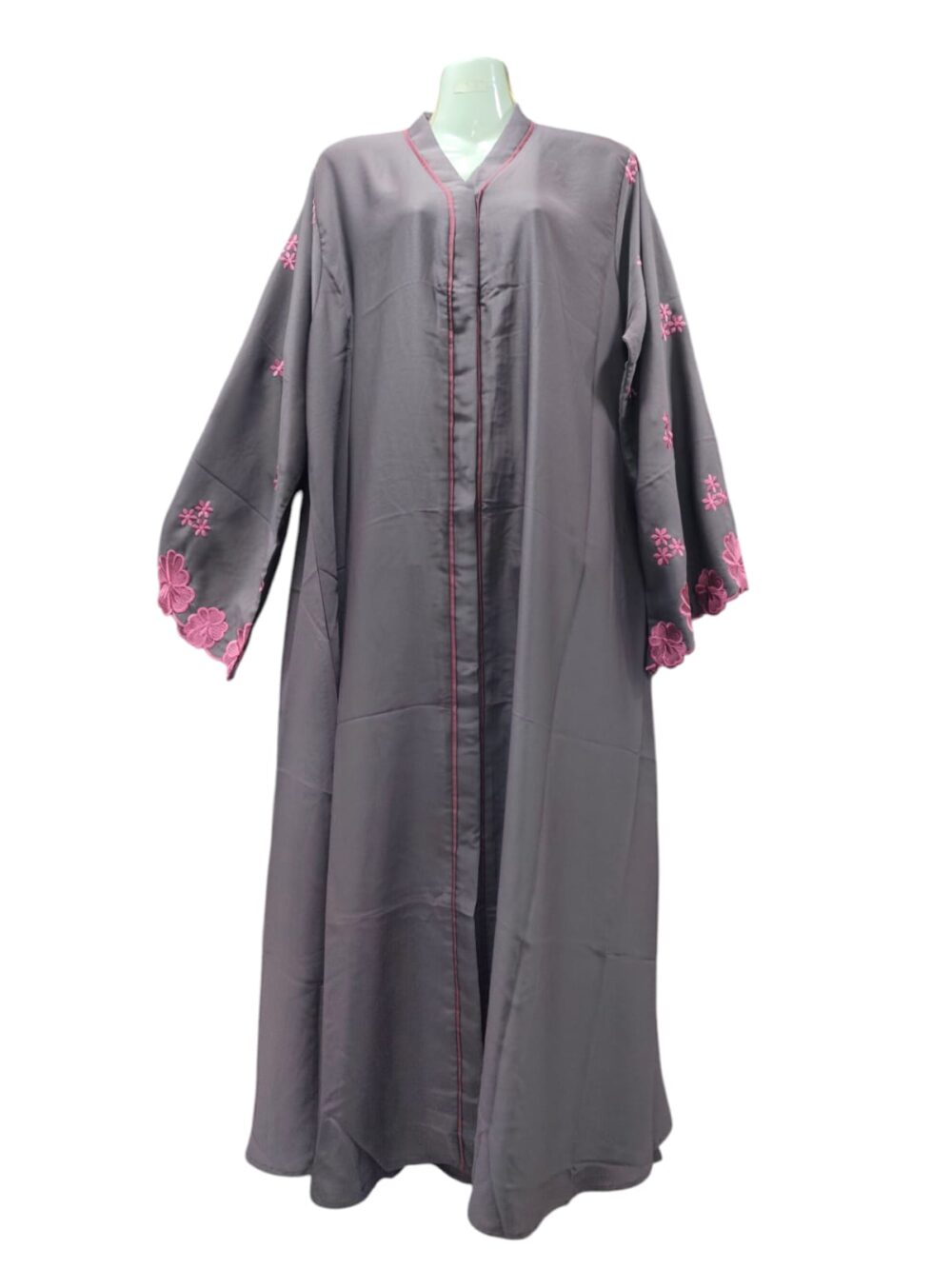 Cutwork Sleeves Abaya Front Open - Image 3